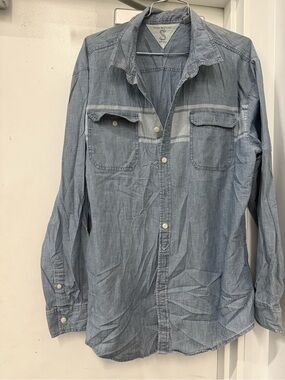 Timmy hilfiger ight Wash Button-Up Shirt with Chest Pockets